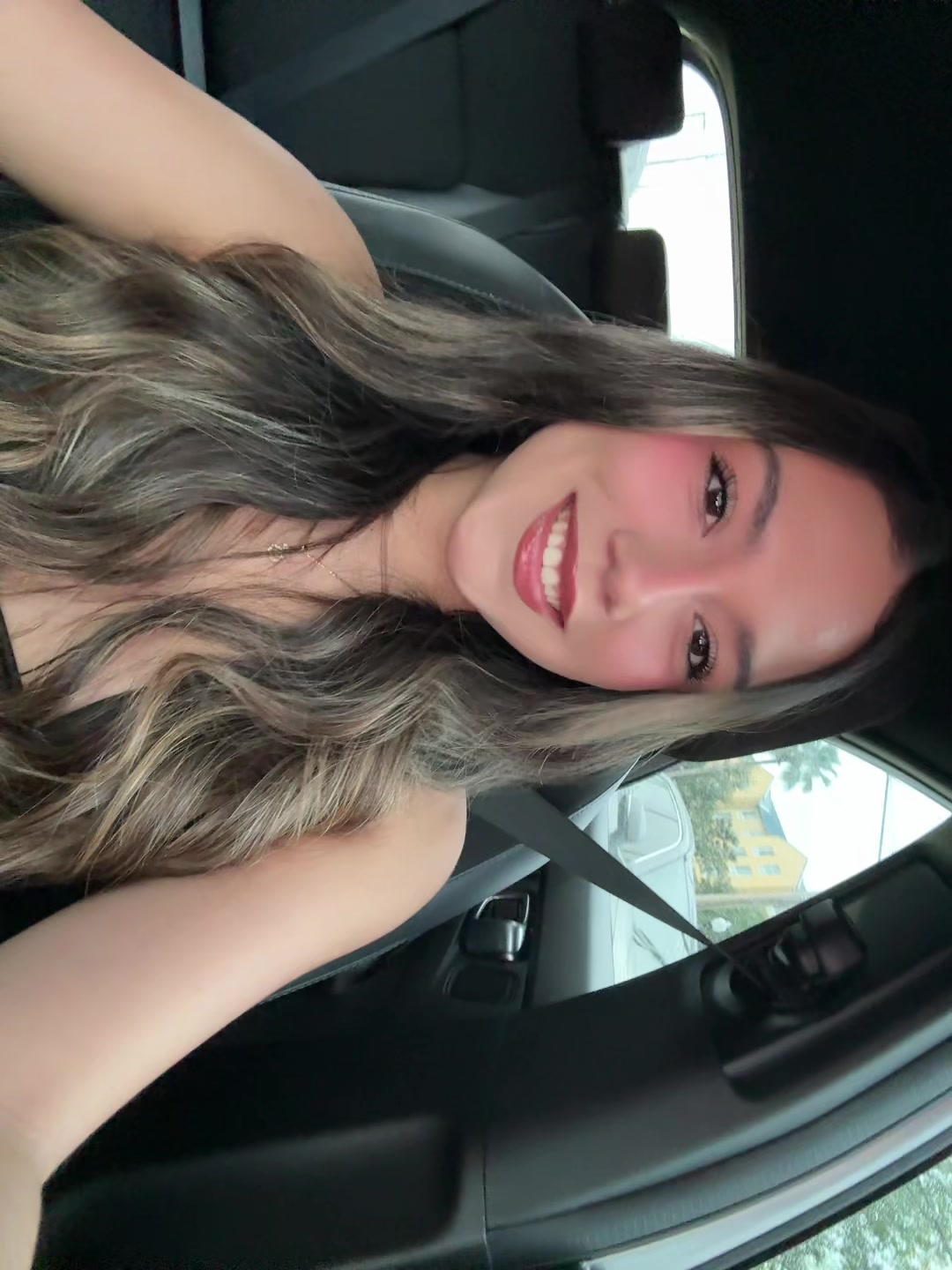 @Liz parra✨