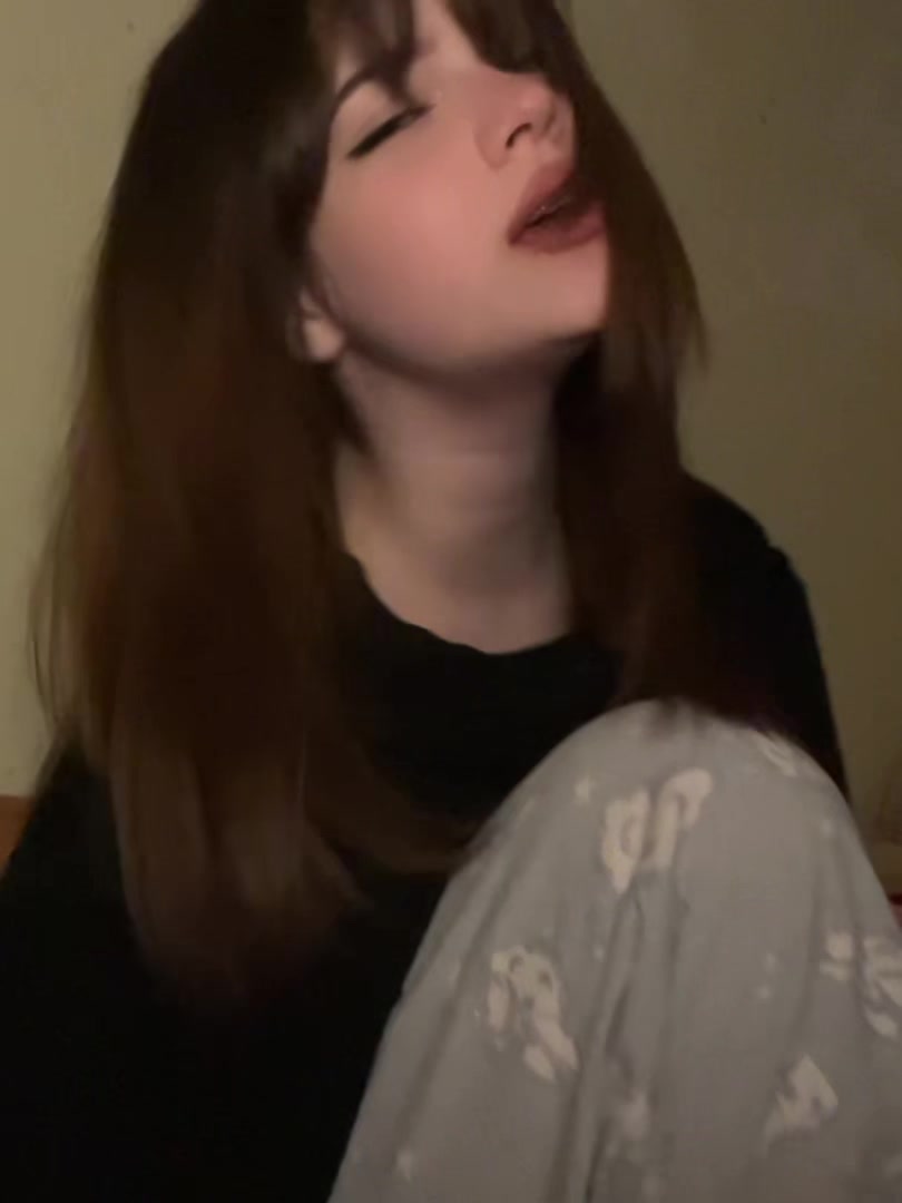 @Тгк:Метафору использовала