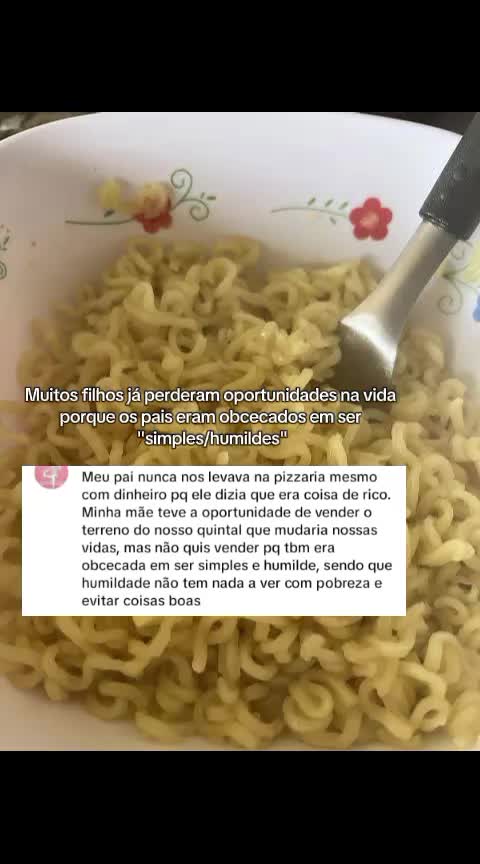 @O hip&oacute;crita das redes