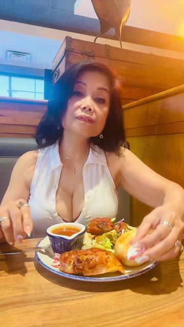 @Precilla01