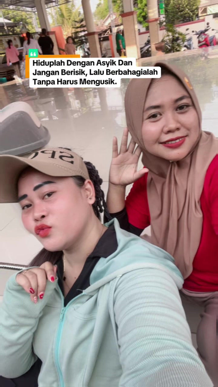 @mamanya della