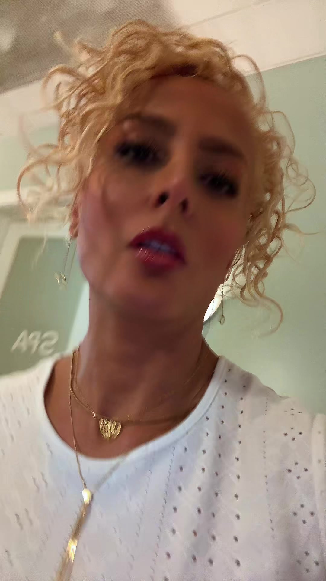 @El