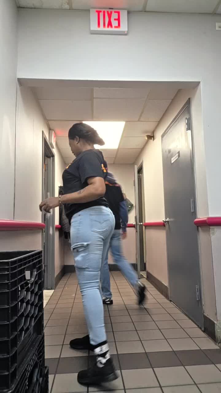 @Tina_wit_da_ass