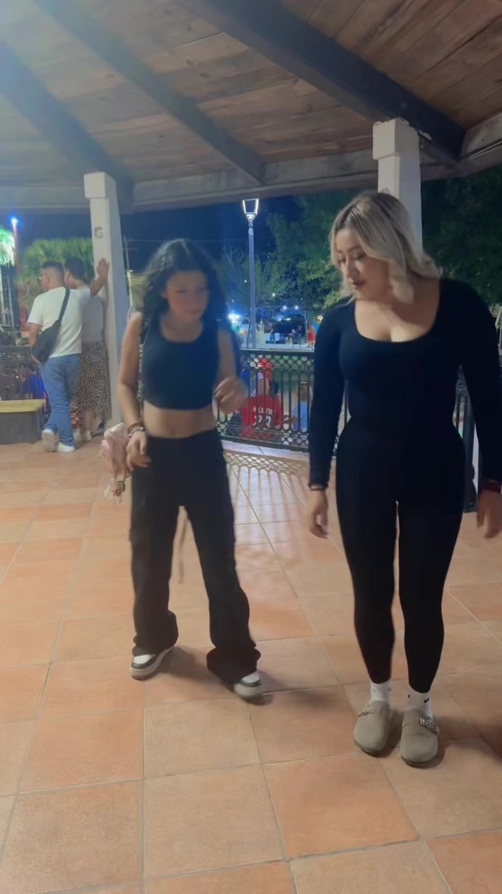 @Karine Arias
