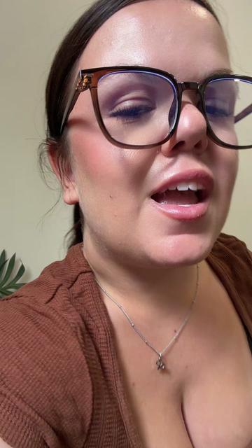 @heyitsnenee