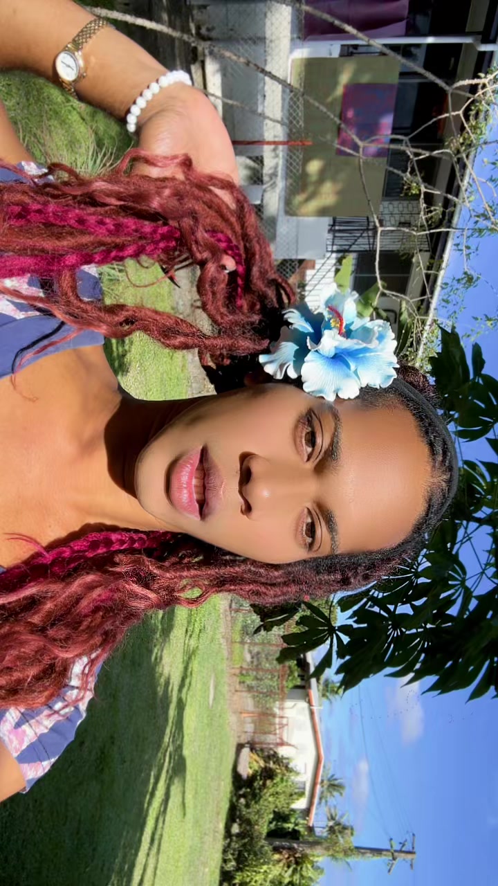 @Mala 🦋