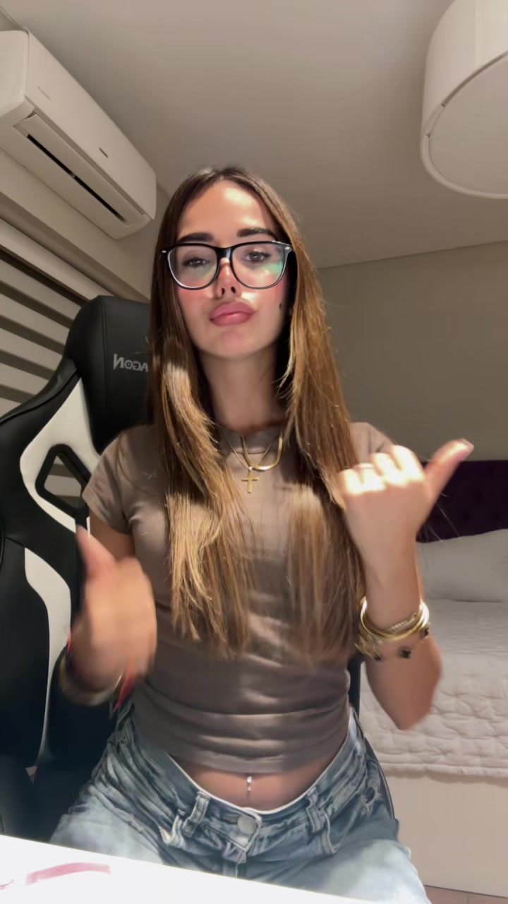@Maiii🌙🦈