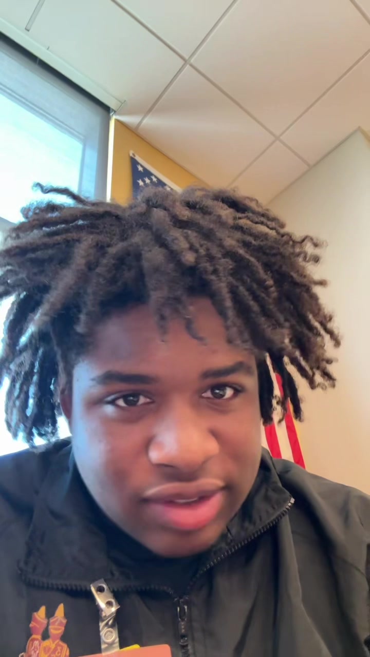 @️