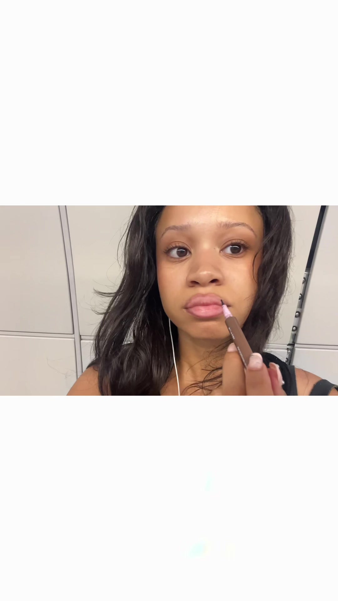 @Lyayb