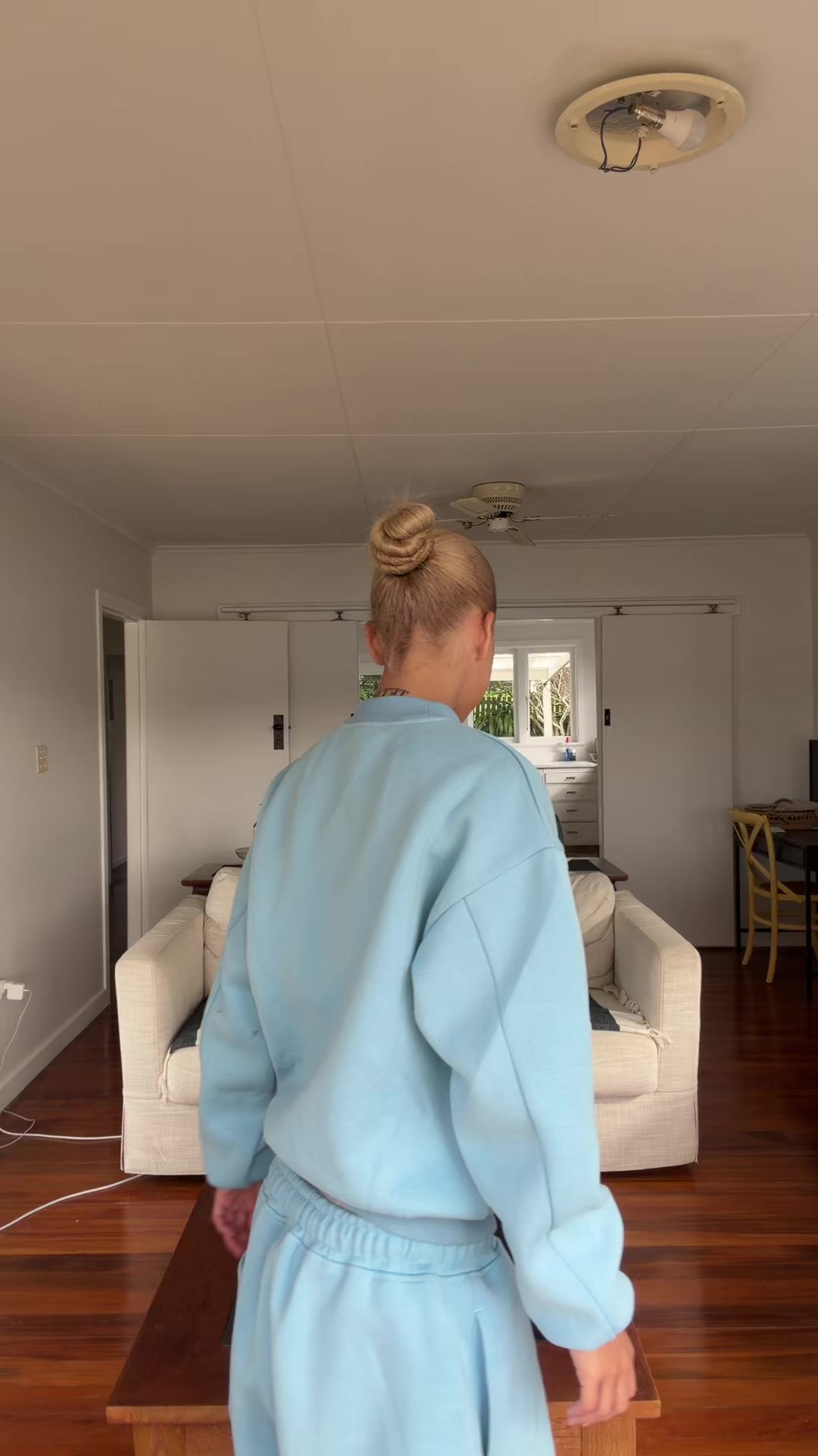 @naomitetai_