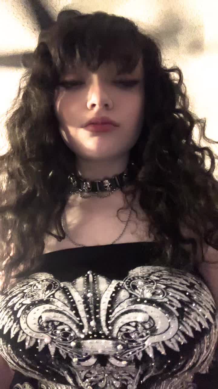 @elle
