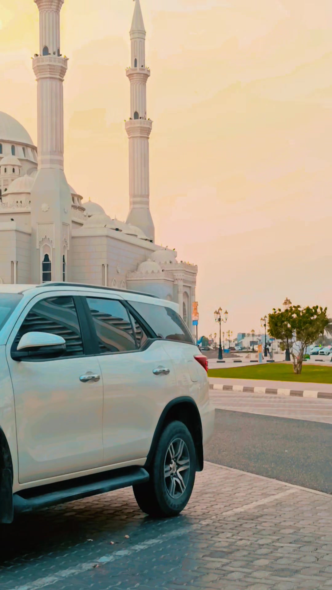 @James Raaz🇦🇪