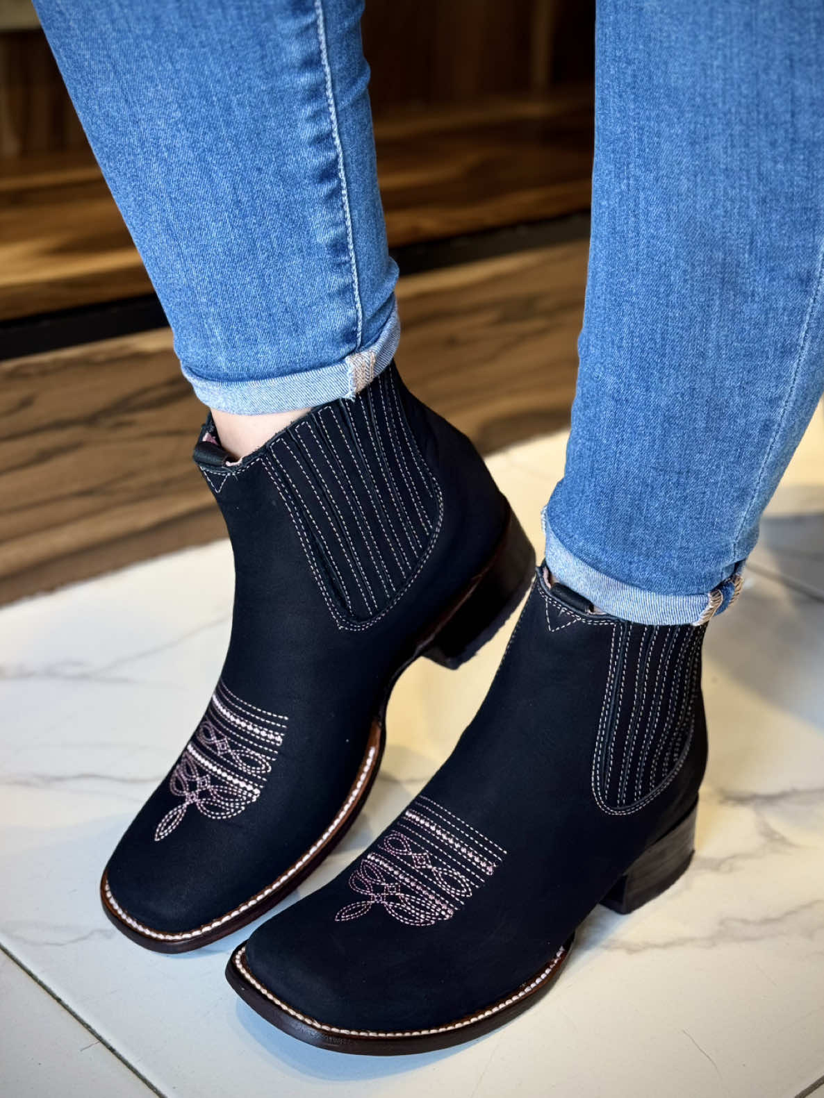 @Brenda M Boots