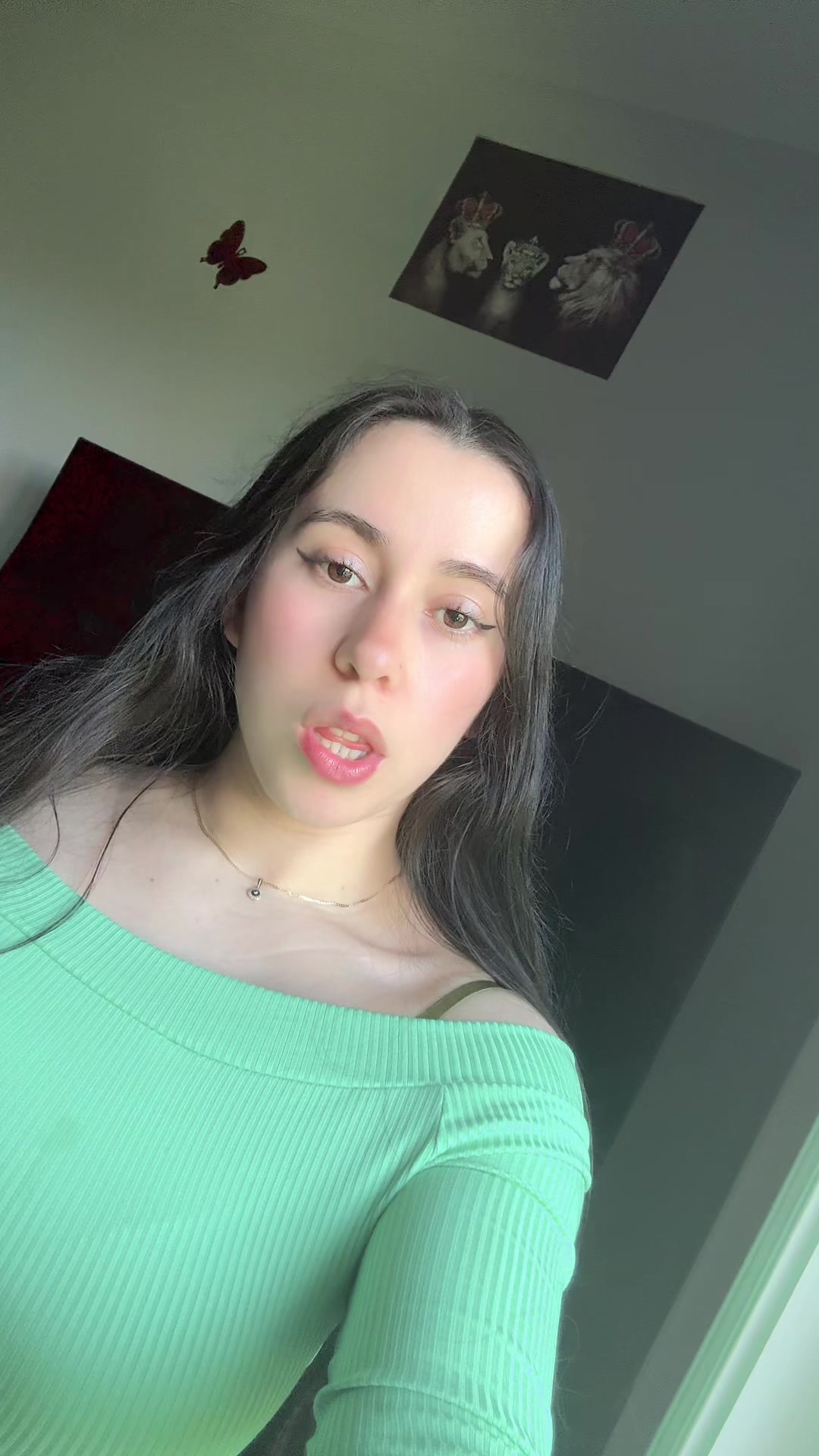 @Iris Leon🍒🪐
