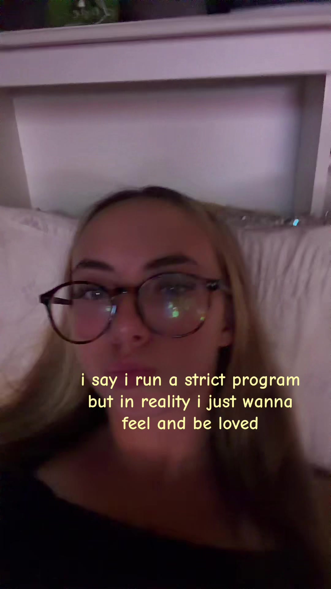 @???
