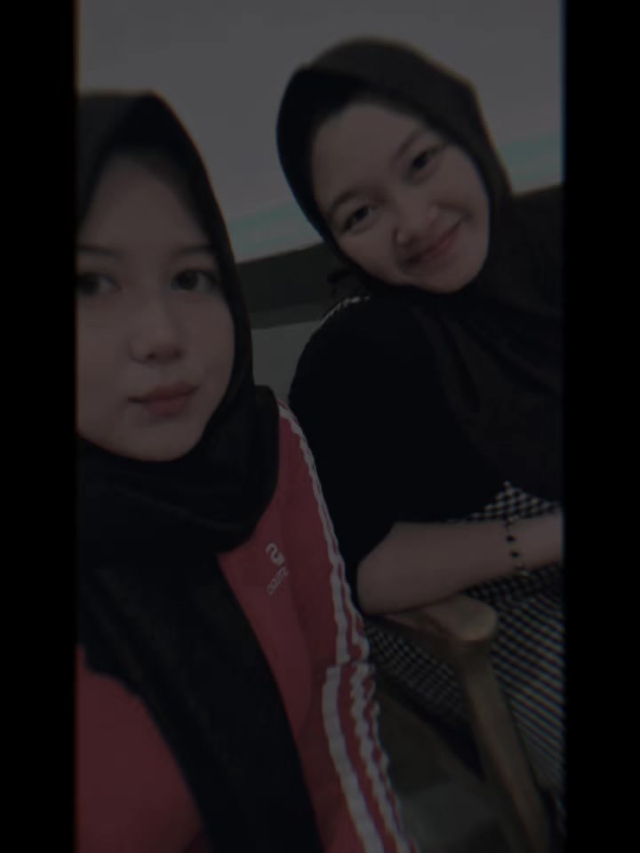 @Pallova23♤■•