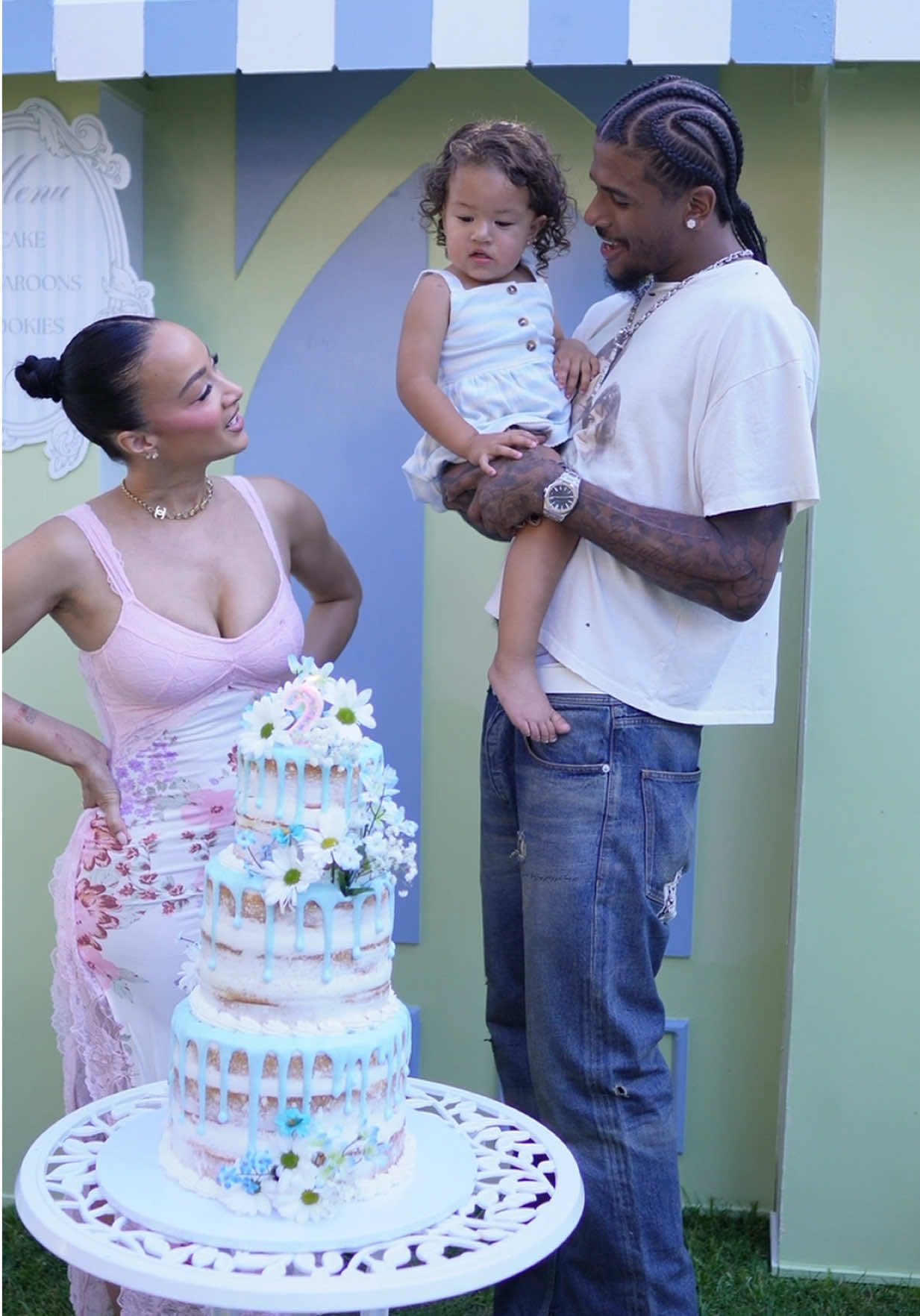 @Draya
