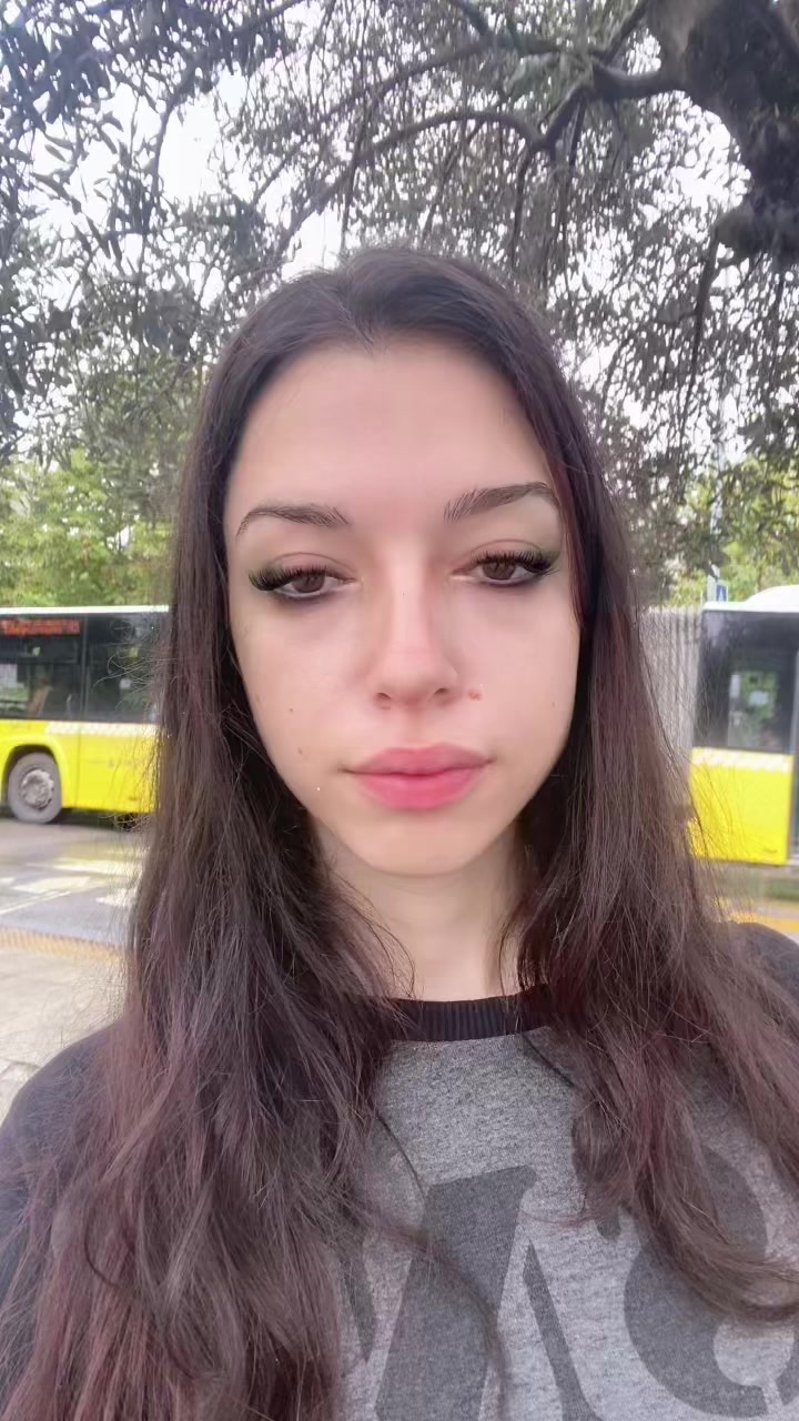 @lucissana