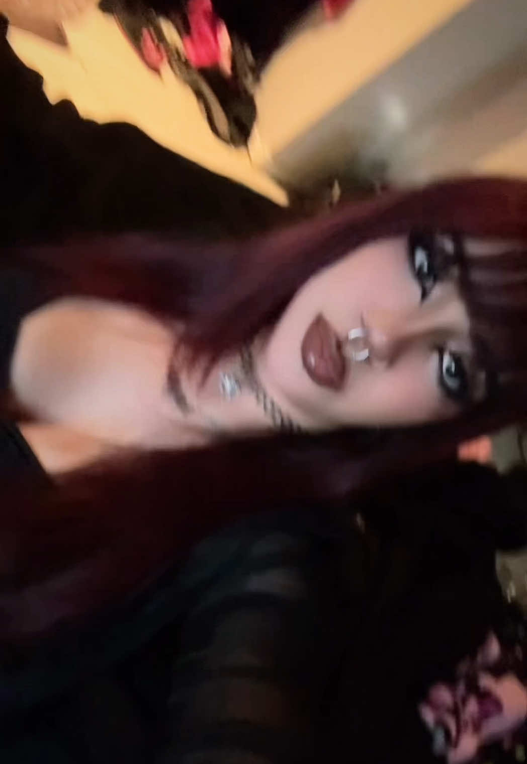 @🧛🏻♀️