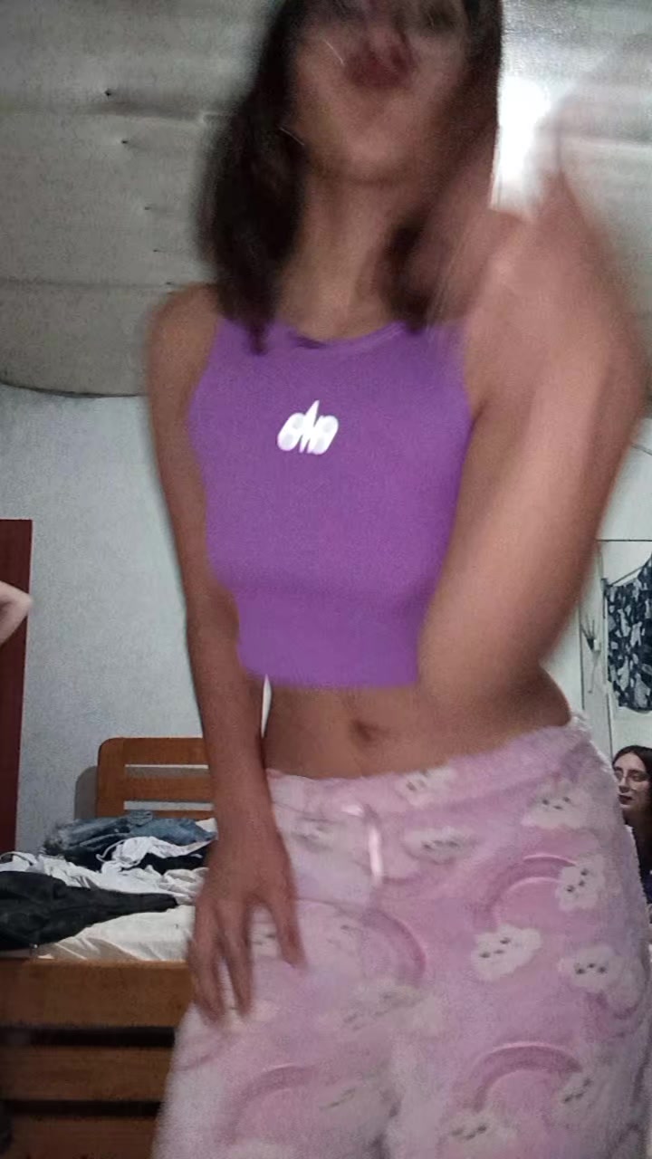 @Leychu02