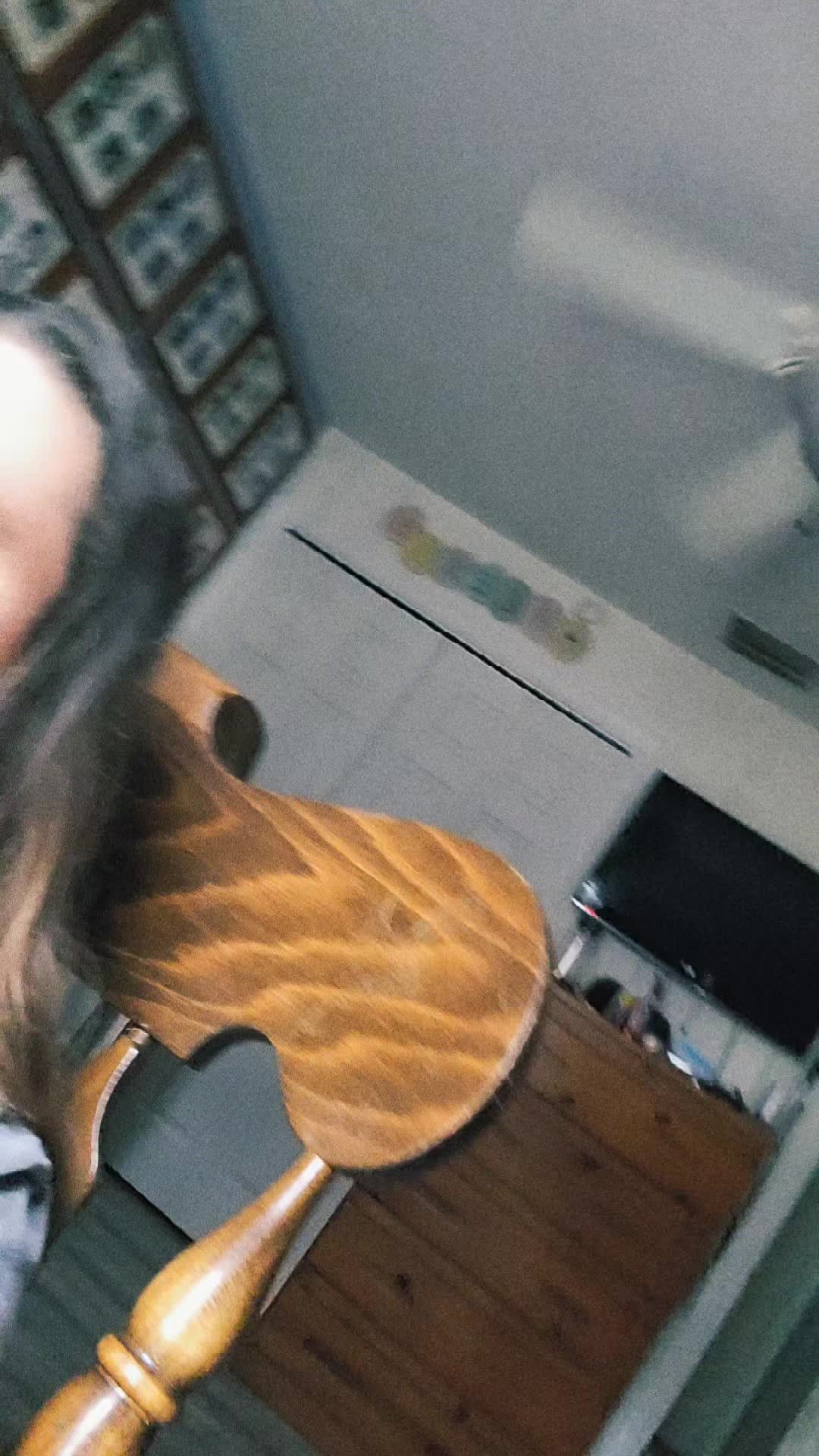 @Alexis