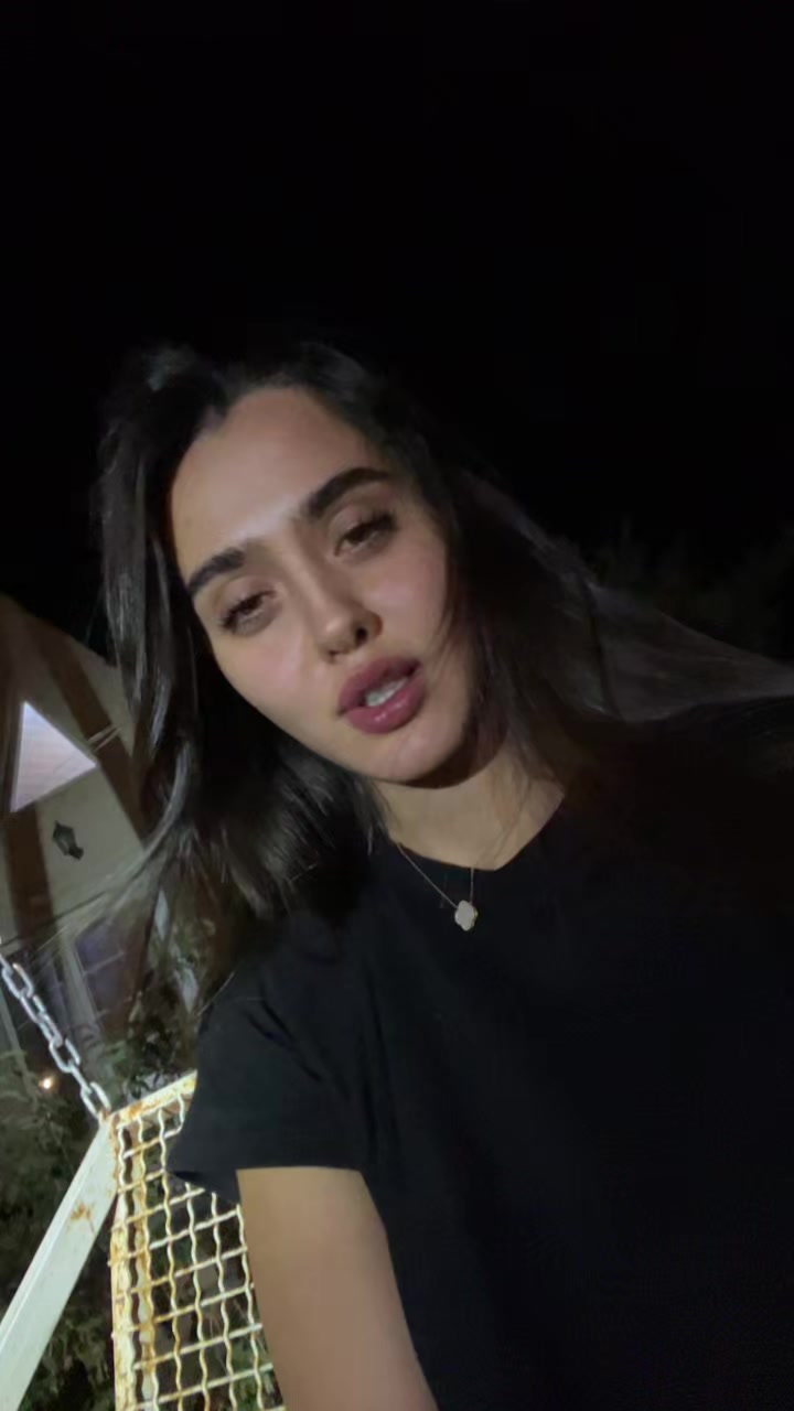 @Mobinanamaziii