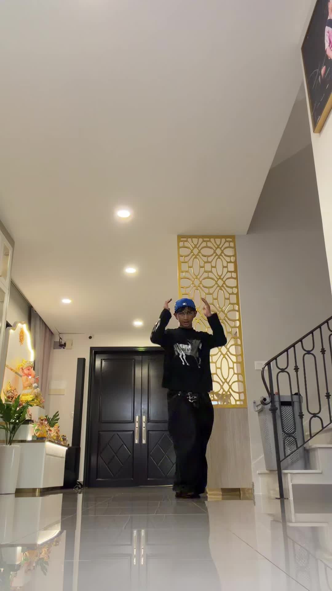@SAKI