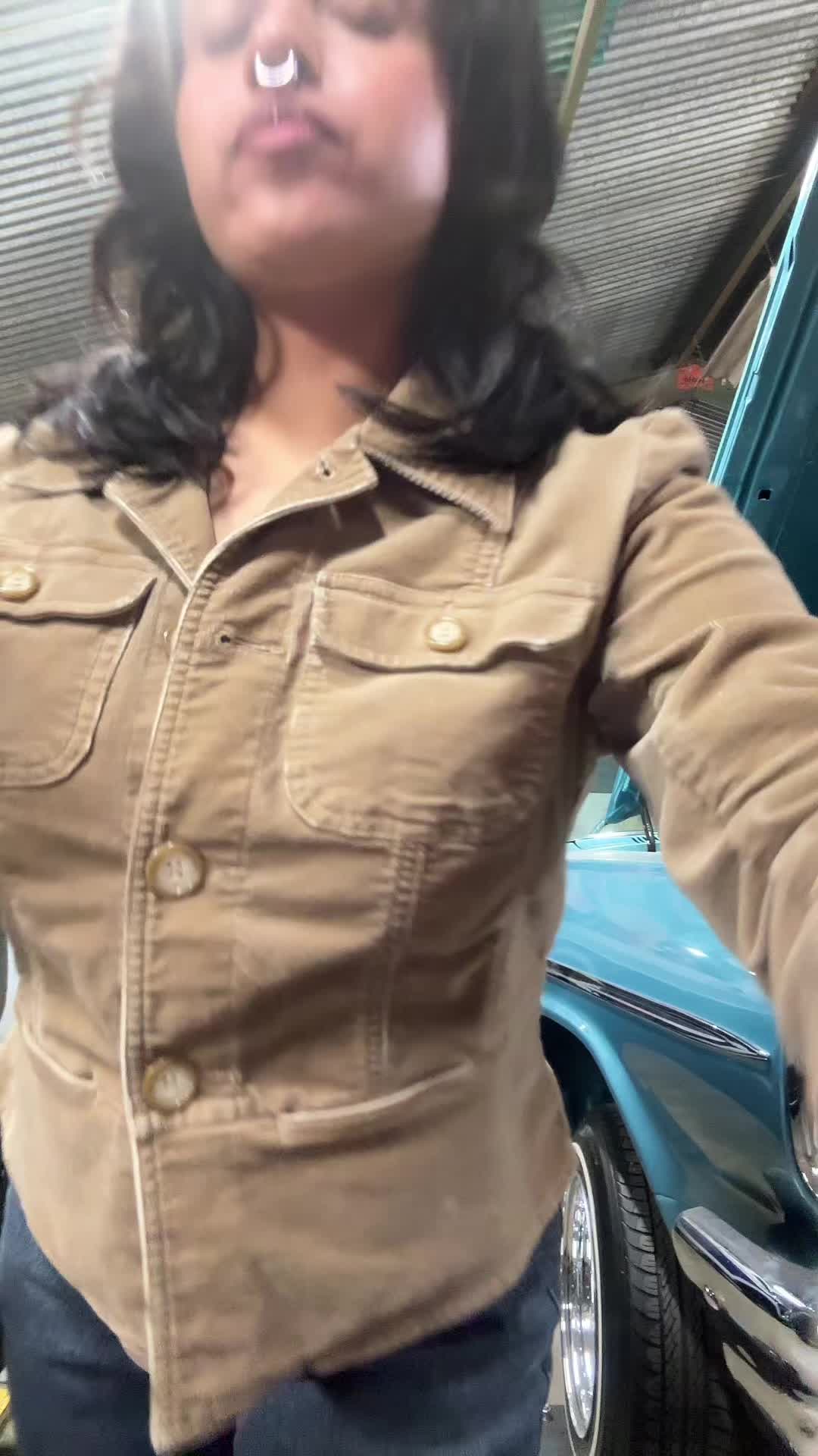 @𝔳