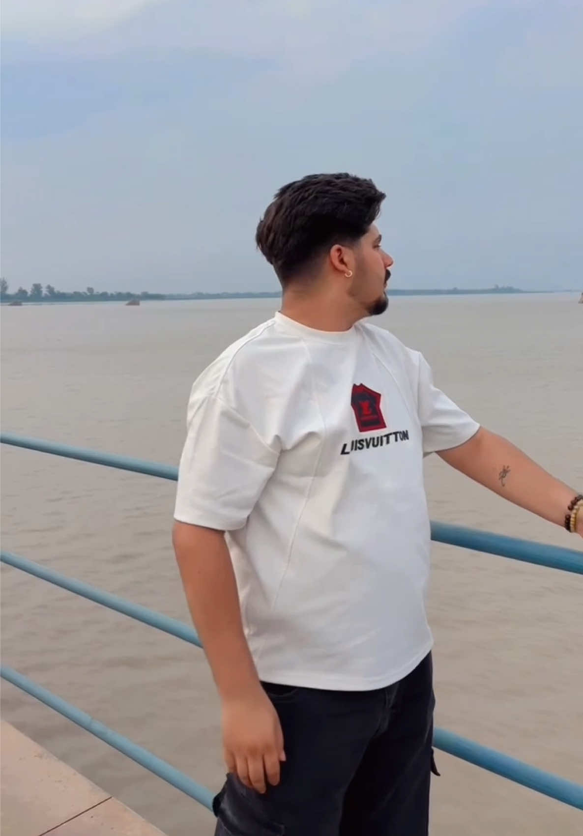 @𝐒𝐀𝐔𝐃 𝐊𝐇𝐀𝐍🦁🦅
