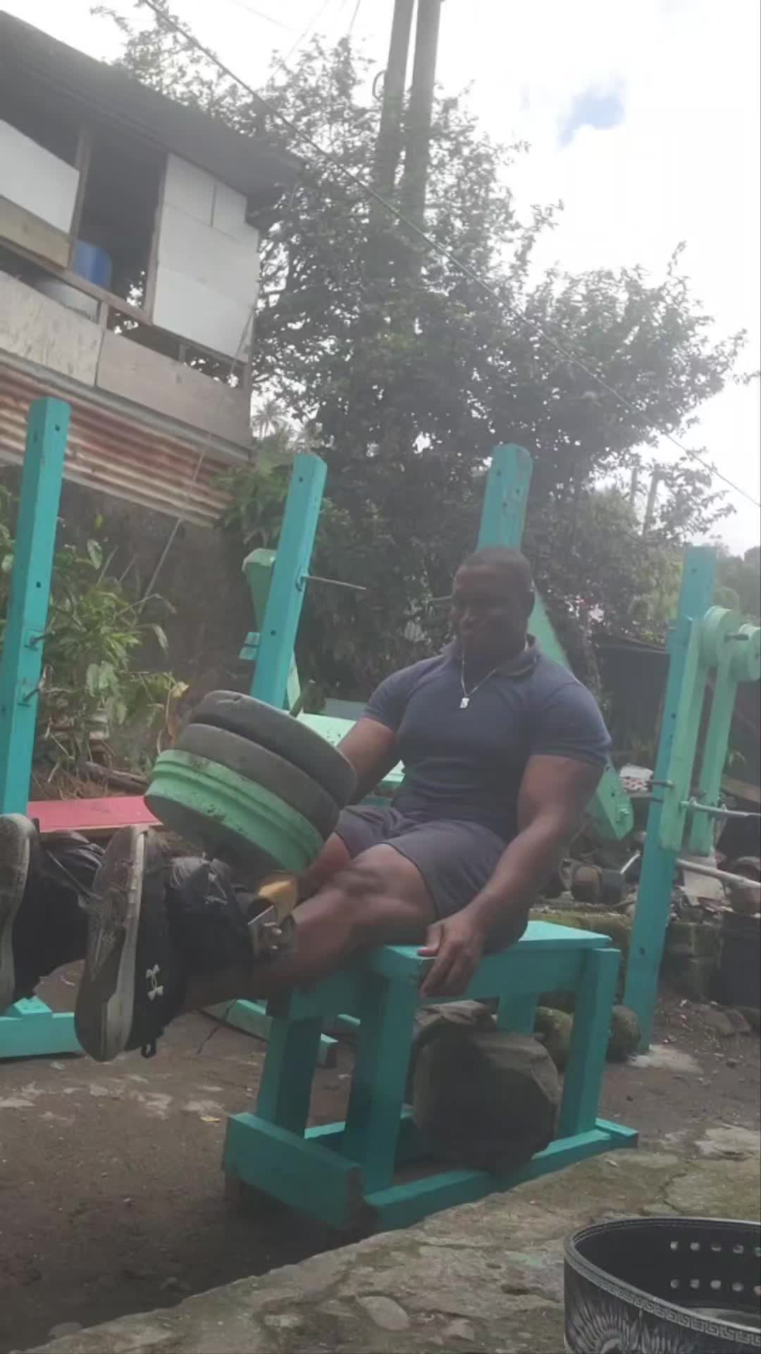@the punisher 💪🏾💪🏾💪🏾🇻🇨