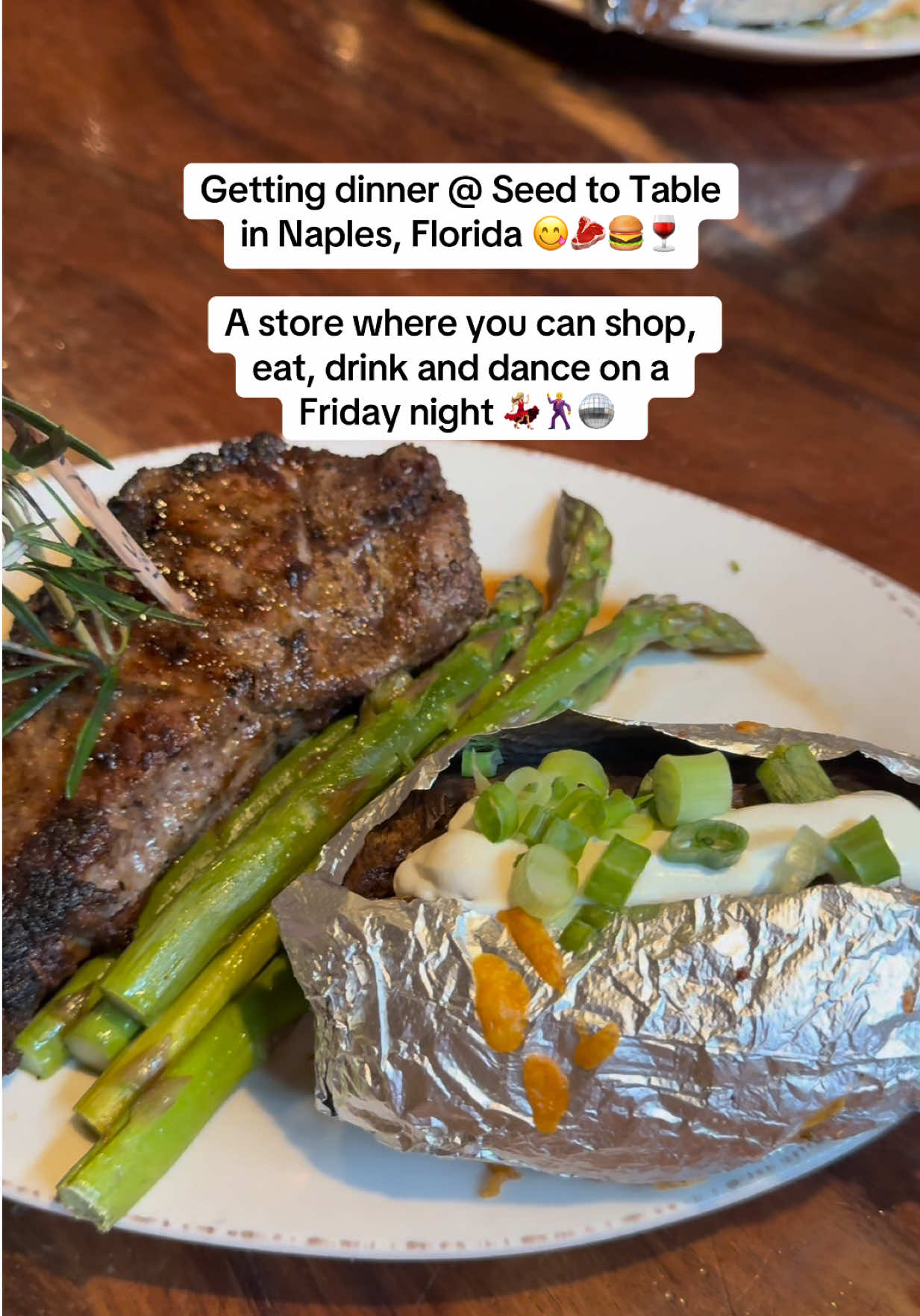 @lily || fl lifestyle & travel
