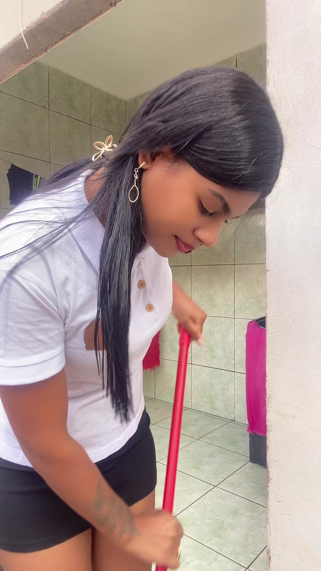 @T&acirc;nia