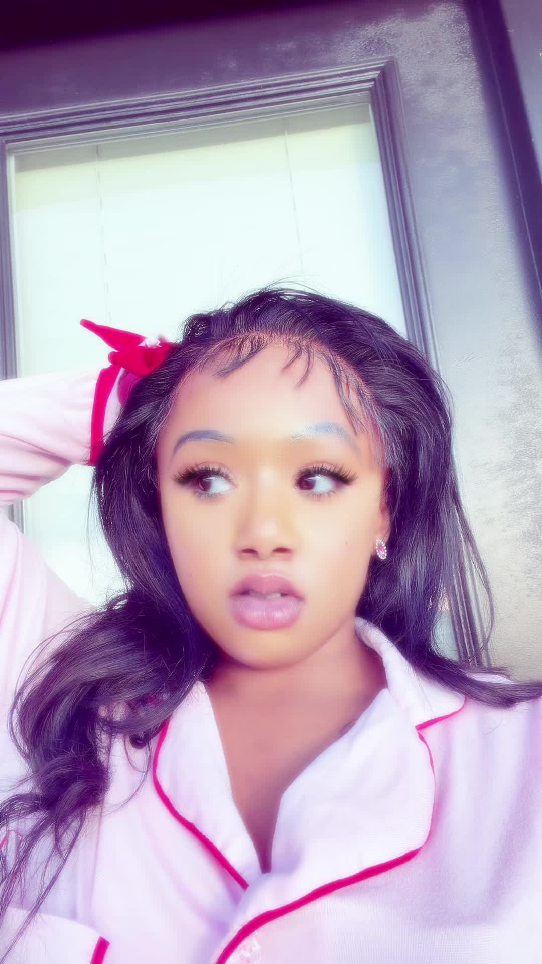@LADY7