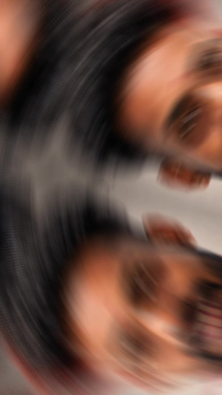@Thusi