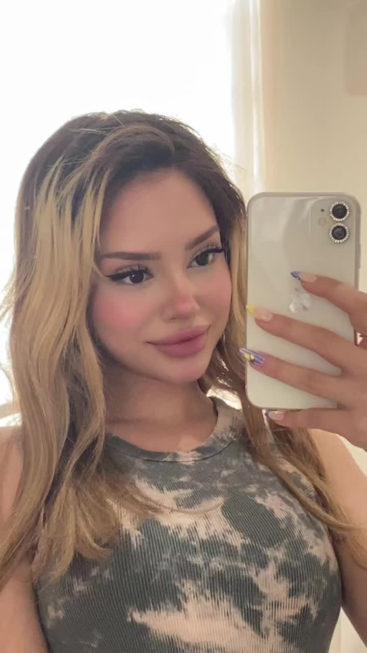 @nazninanjomi