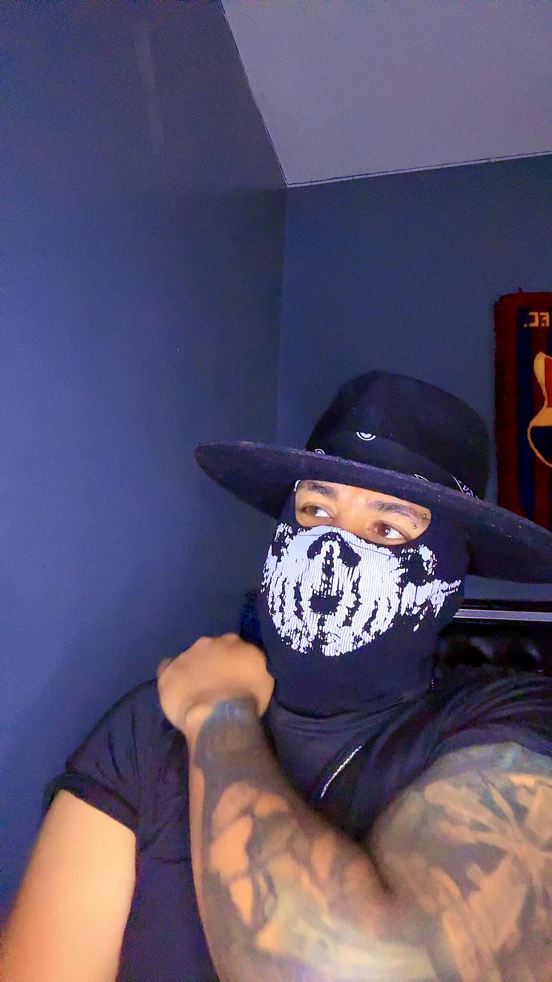 @SkullRider