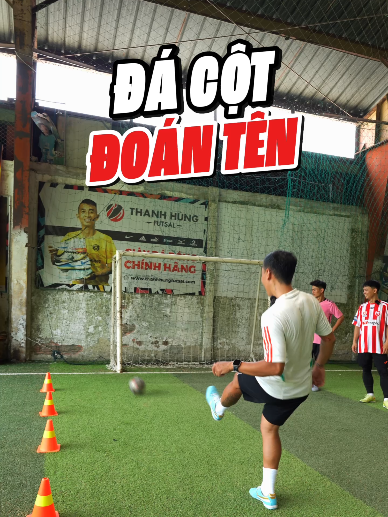 @Thanh H&ugrave;ng Futsal