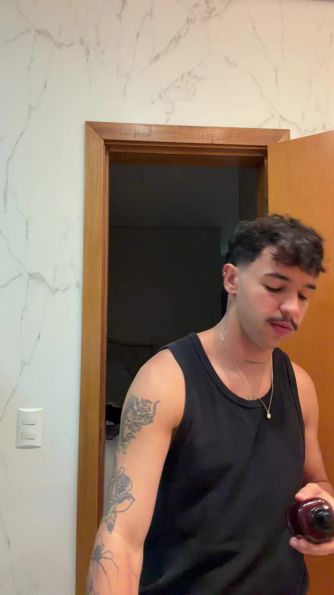 @uailazaro