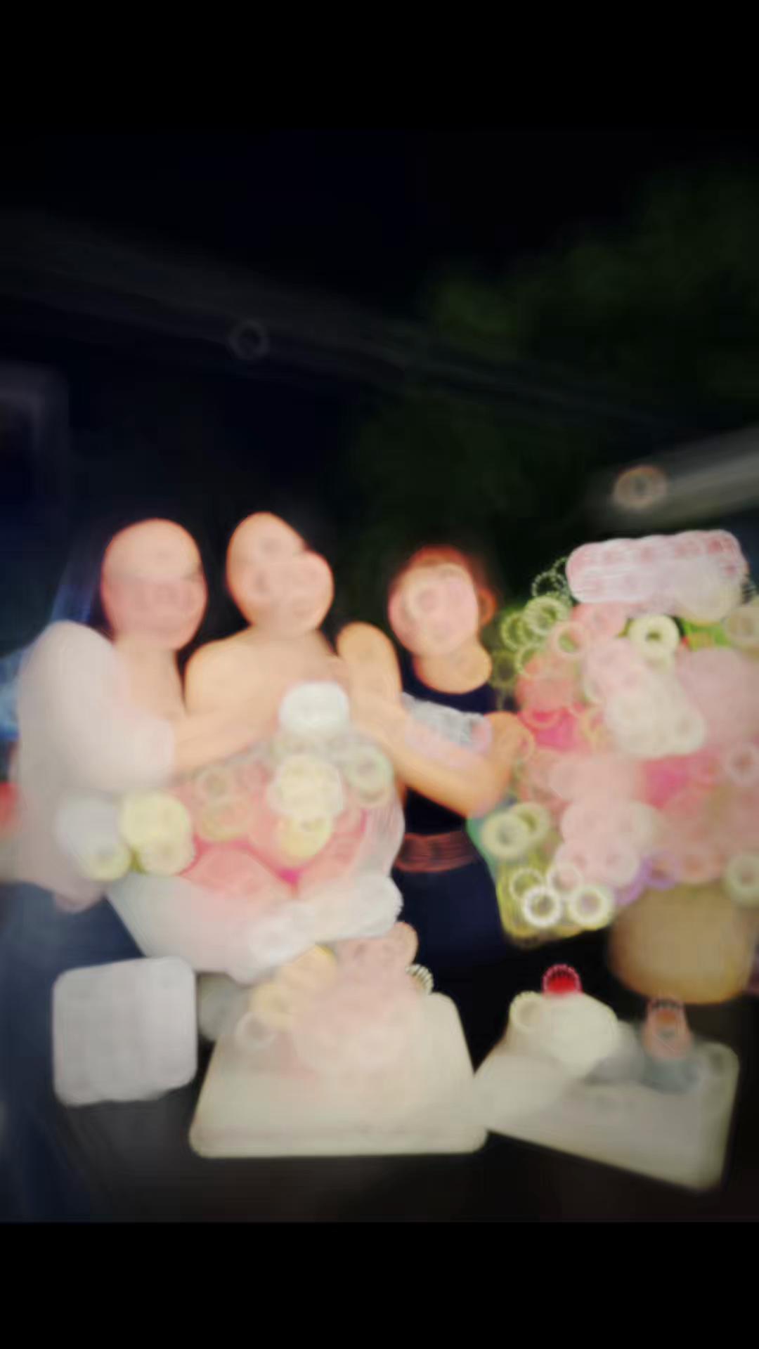 @Nguyễn Tuyết Ngân