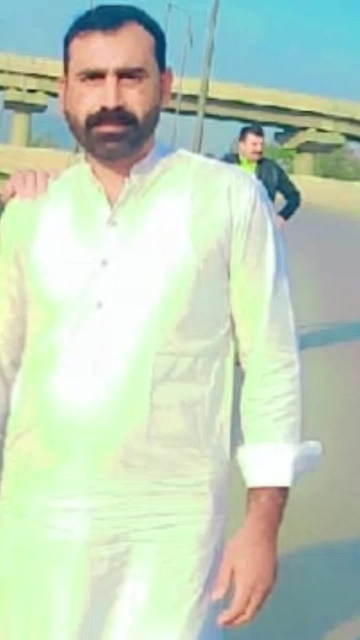 @Wali Gujjar 351
