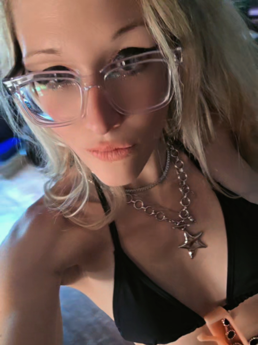 @Liz🐳 | Tiktok Shop Affiliate