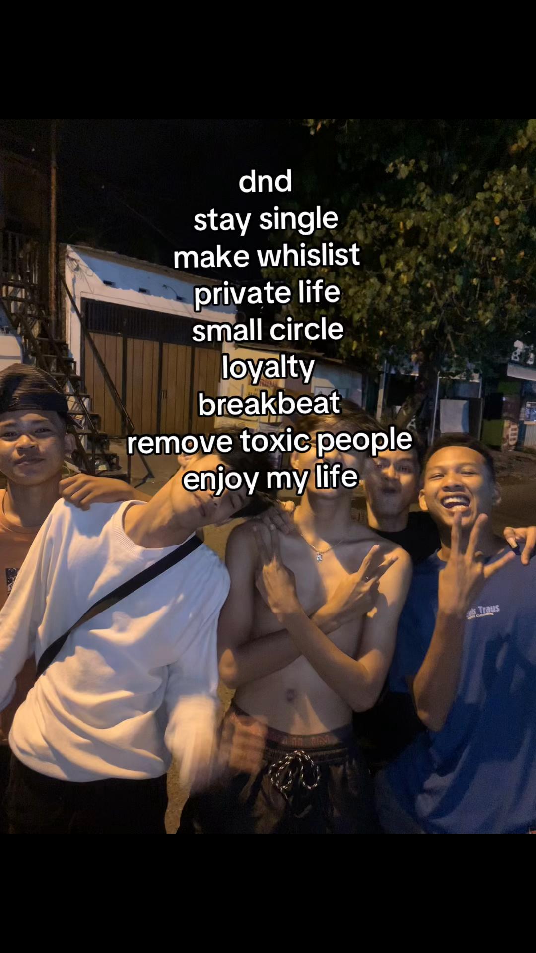 @exowithtyok_