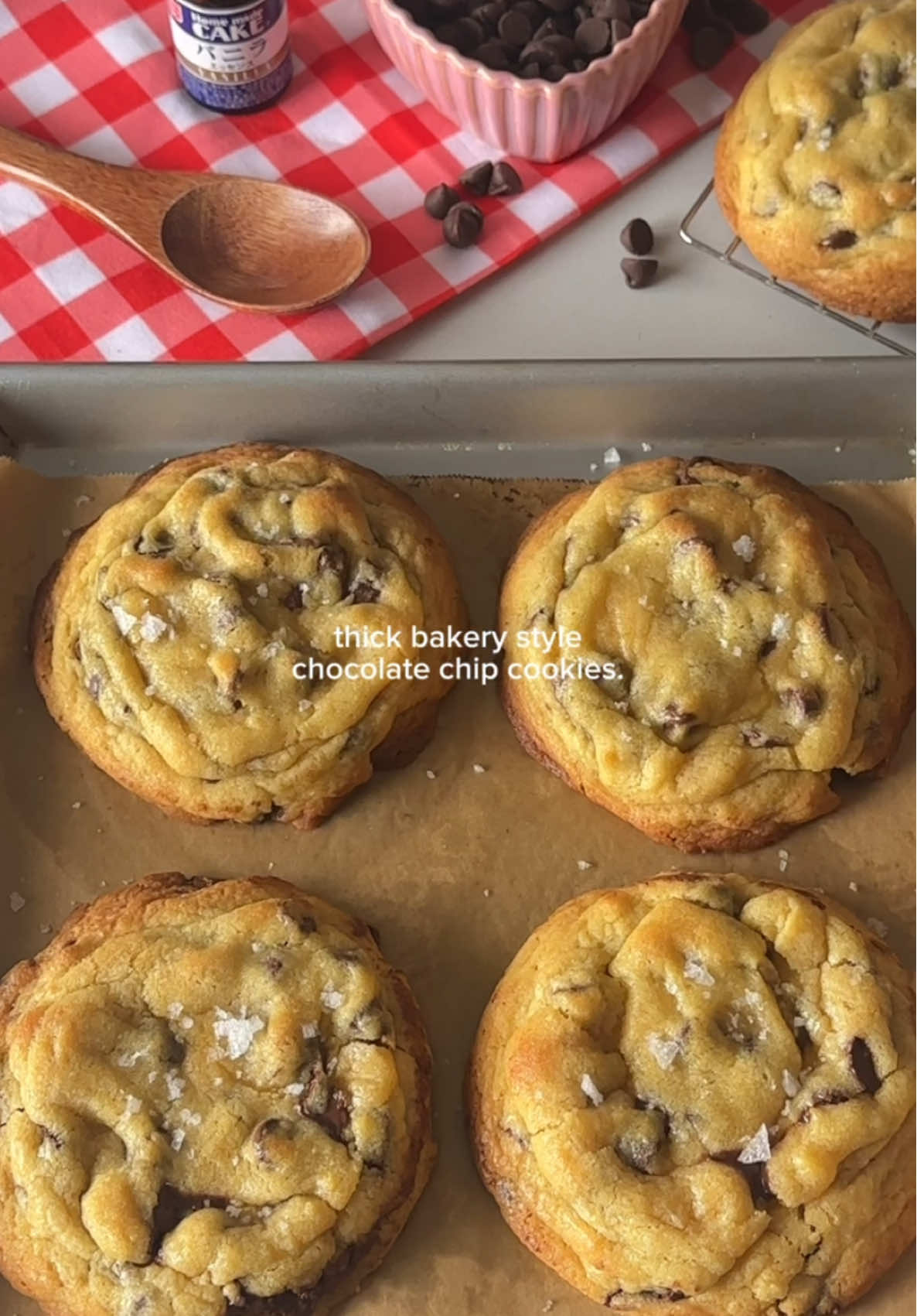 @bakedbyyu