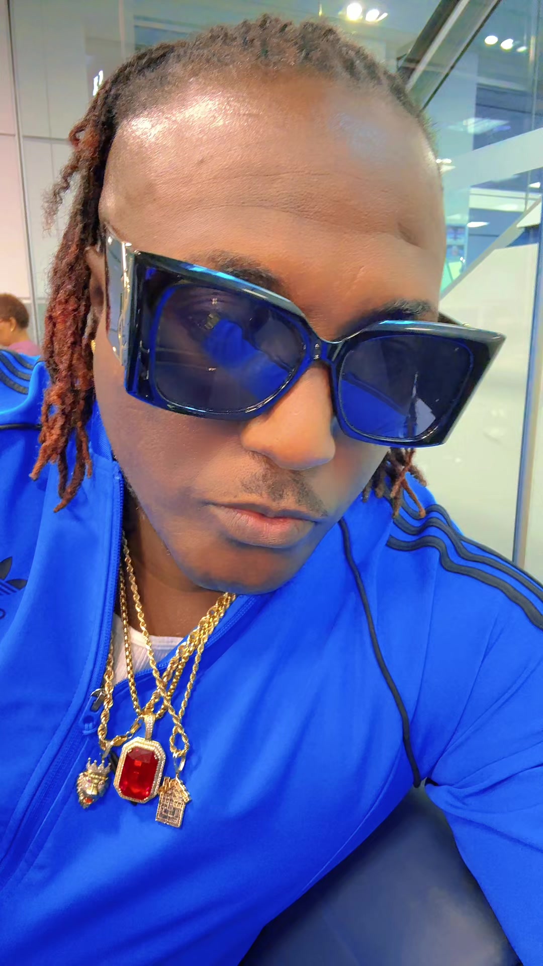 @Hitmaker Hitgang