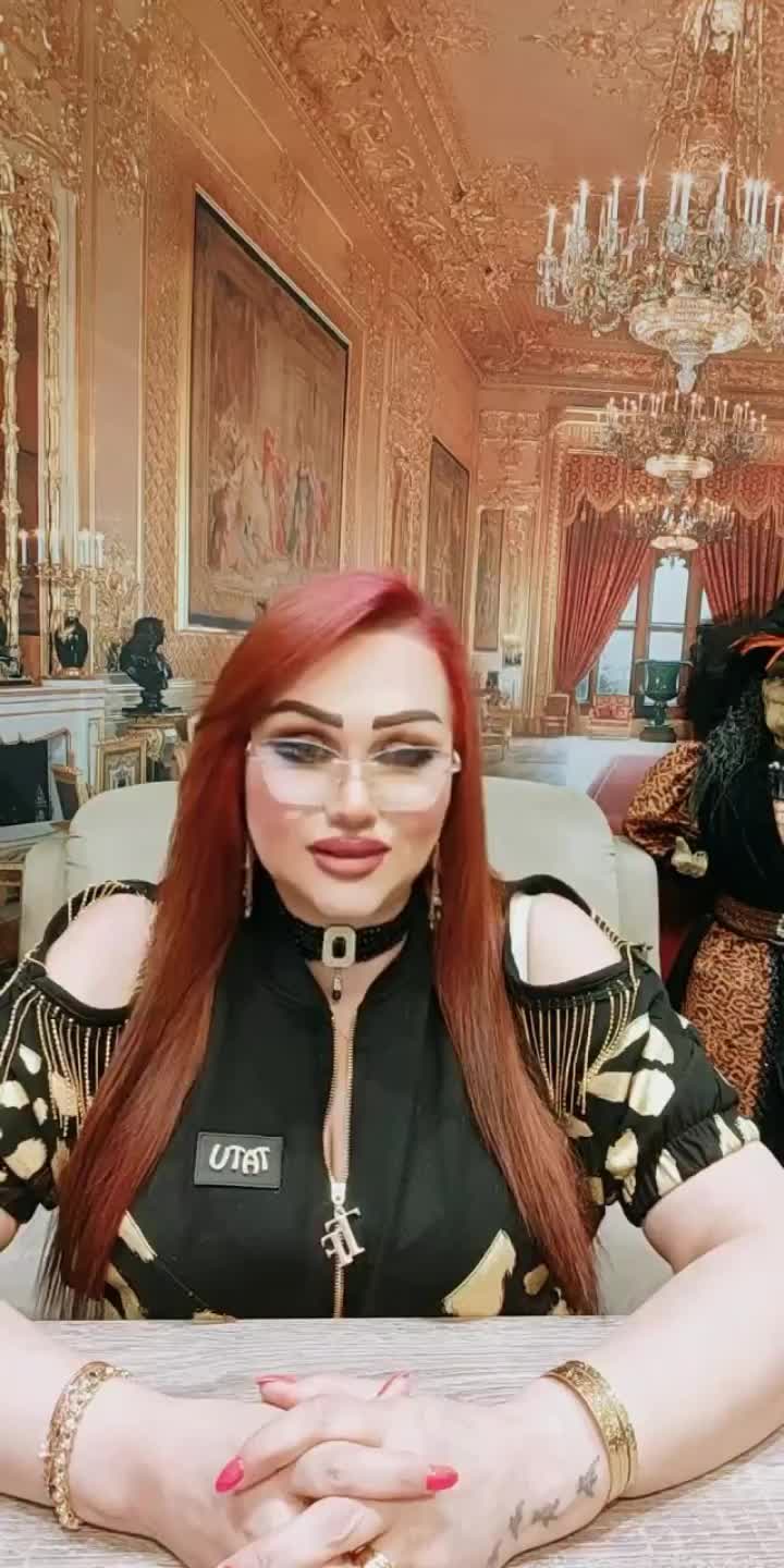 @الدكتوره سناء القيسي الرسمي