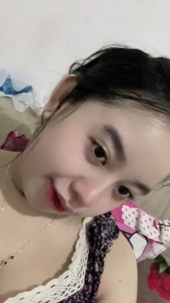 @Mommy L🍒