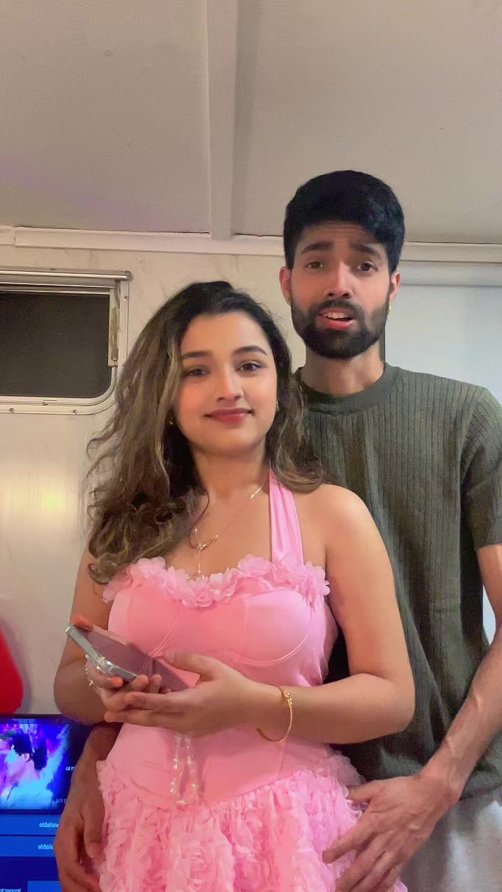 @Amit 🇳🇵🇦🇺