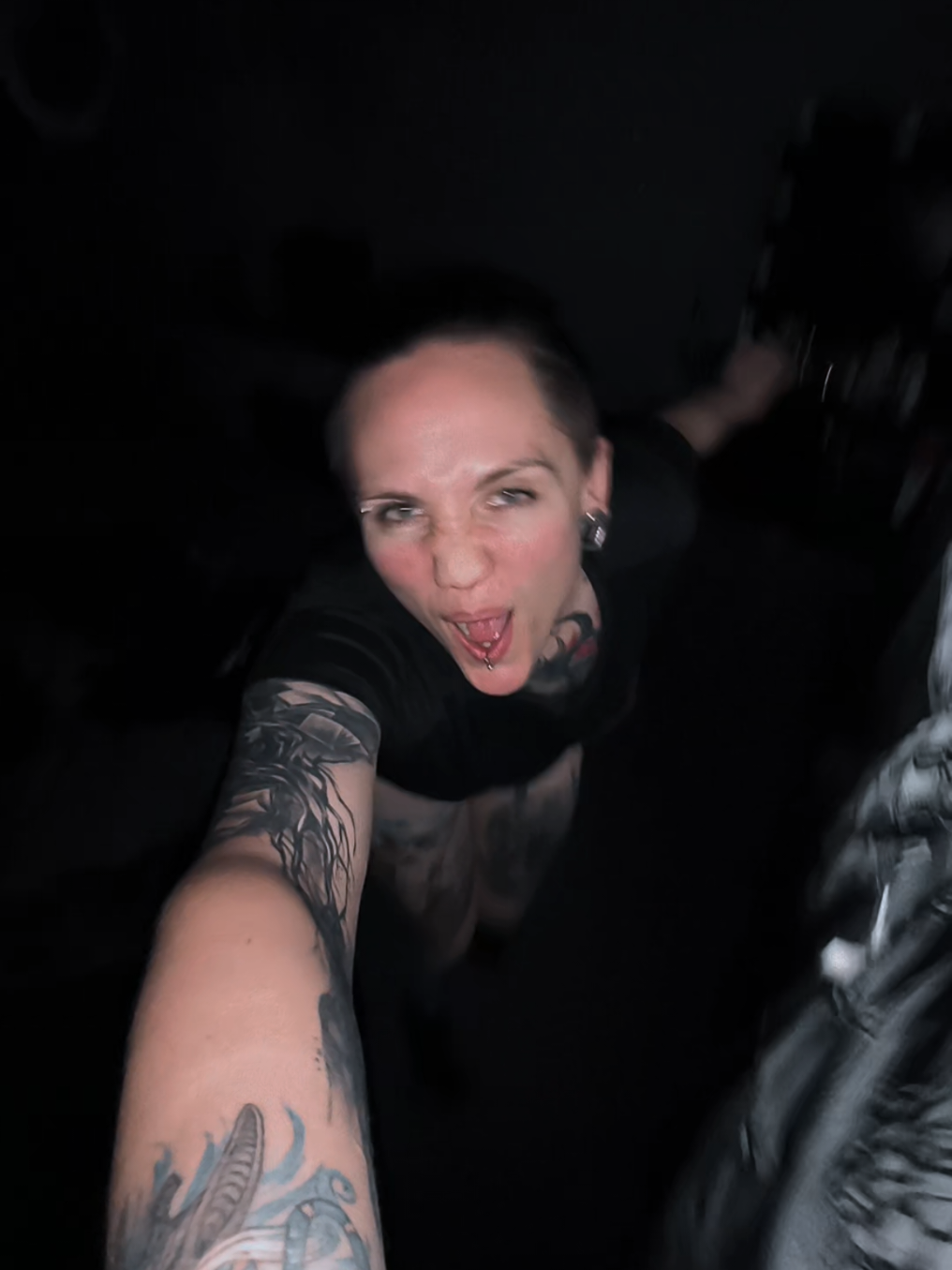 @Ninel_Metalgirl