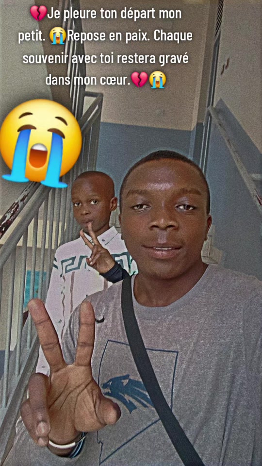@Josué Mubengwart 🇨🇩🇲🇫