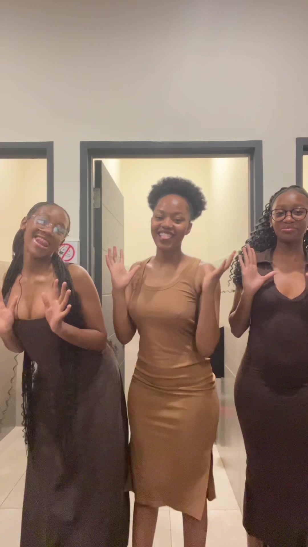@Nkosazana🇸🇿